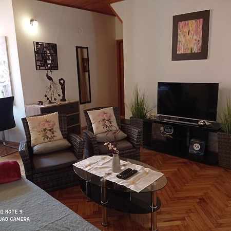 Apartment Piazza Antica Rovinj Exterior foto