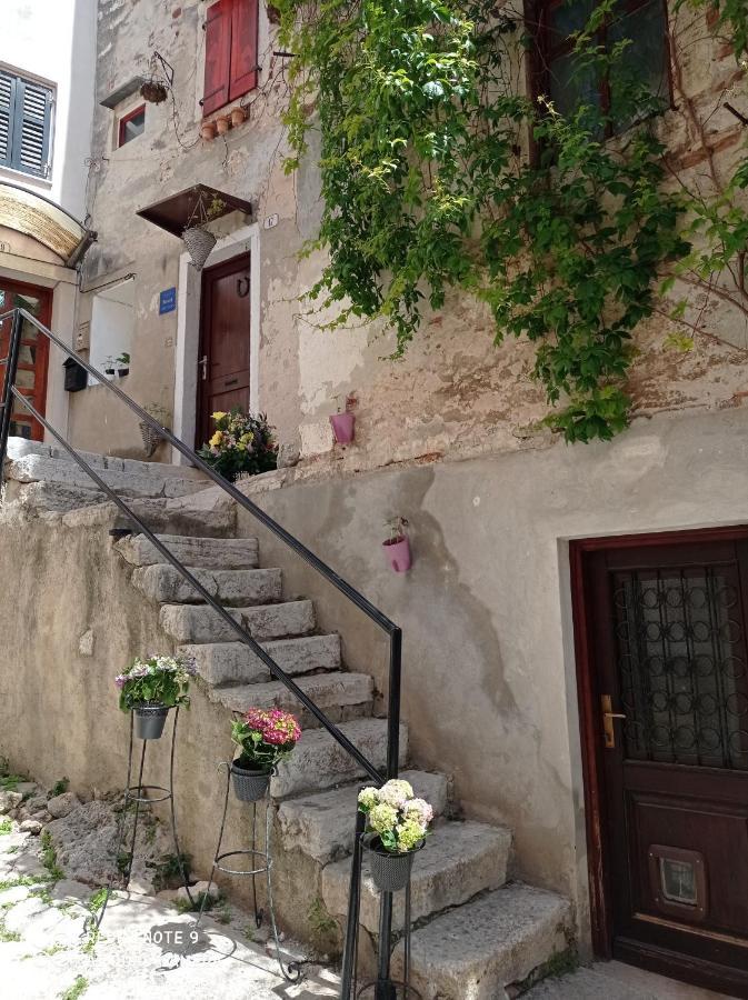 Apartment Piazza Antica Rovinj Exterior foto