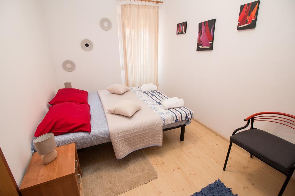 Apartment Piazza Antica Rovinj Exterior foto